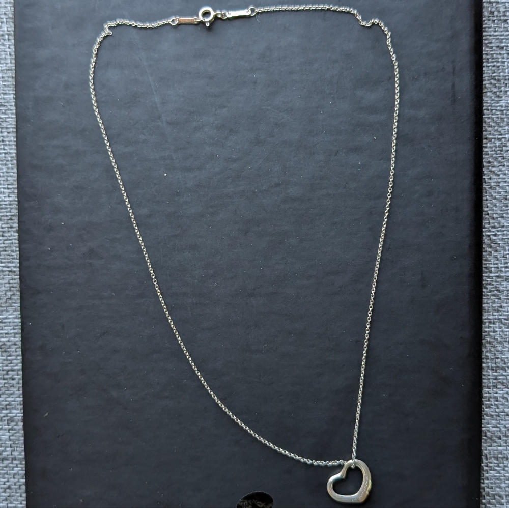 Tiffany & Co - Elsa Peretti Open Heart SV925 Necklace Pendant - Great Condition - Picture 4 of 8